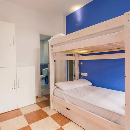 Oh! My Hostal *