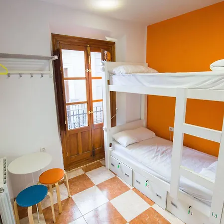 Hostel Oh! My *